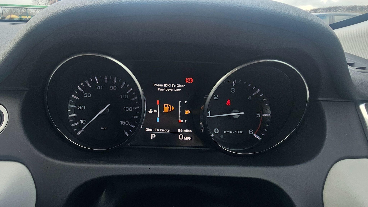 Used Land Rover Discovery Sport 2015 for sale - 77440650: Photo 29