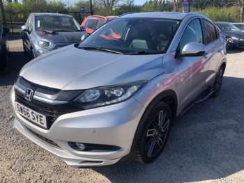 Used Honda HR-V 2017 for sale - 74802772: Photo