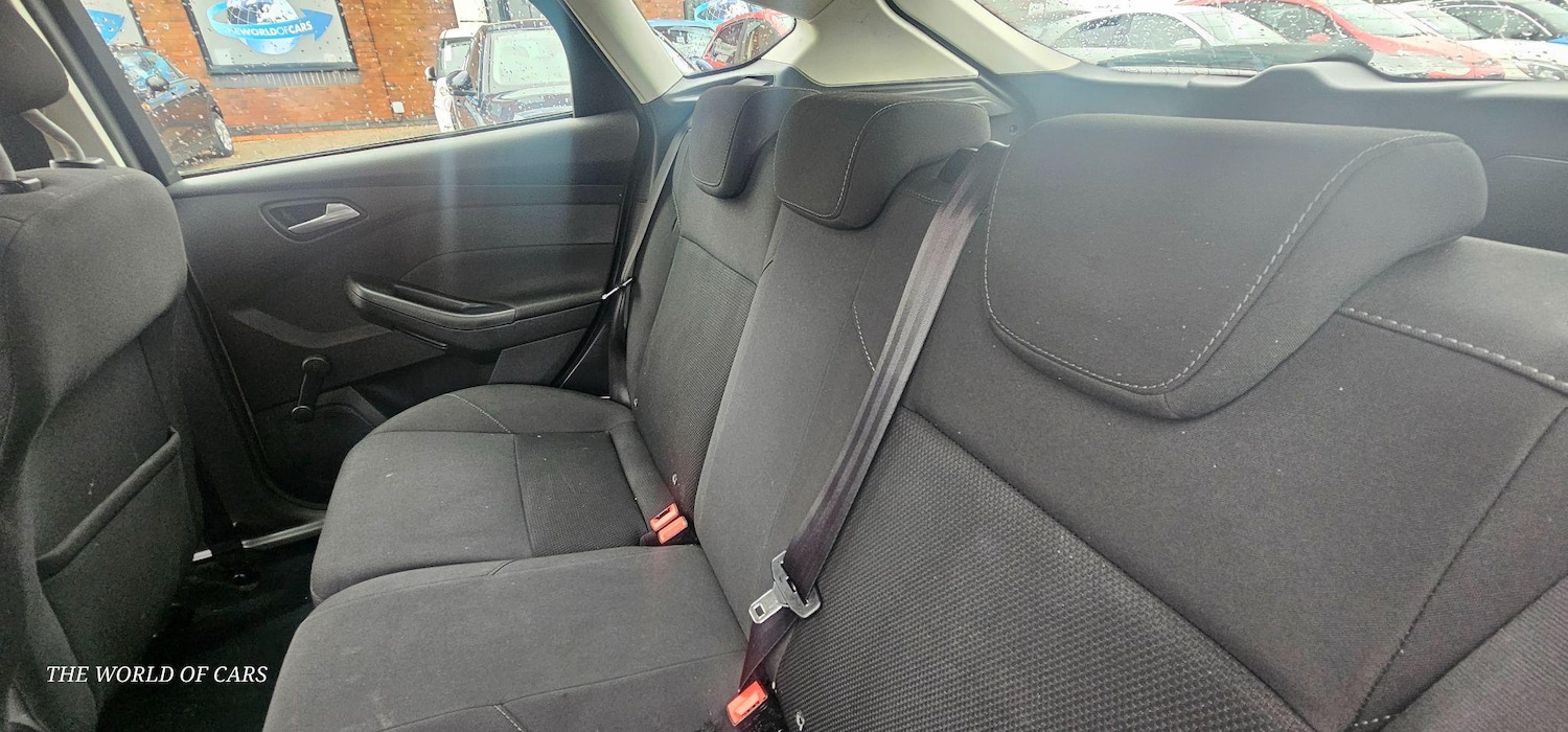 Used Ford Focus 2015 for sale - 76486756: Photo 19