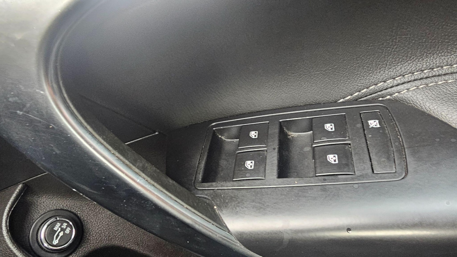 Used Vauxhall Insignia 2015 for sale - 76975965: Photo 36