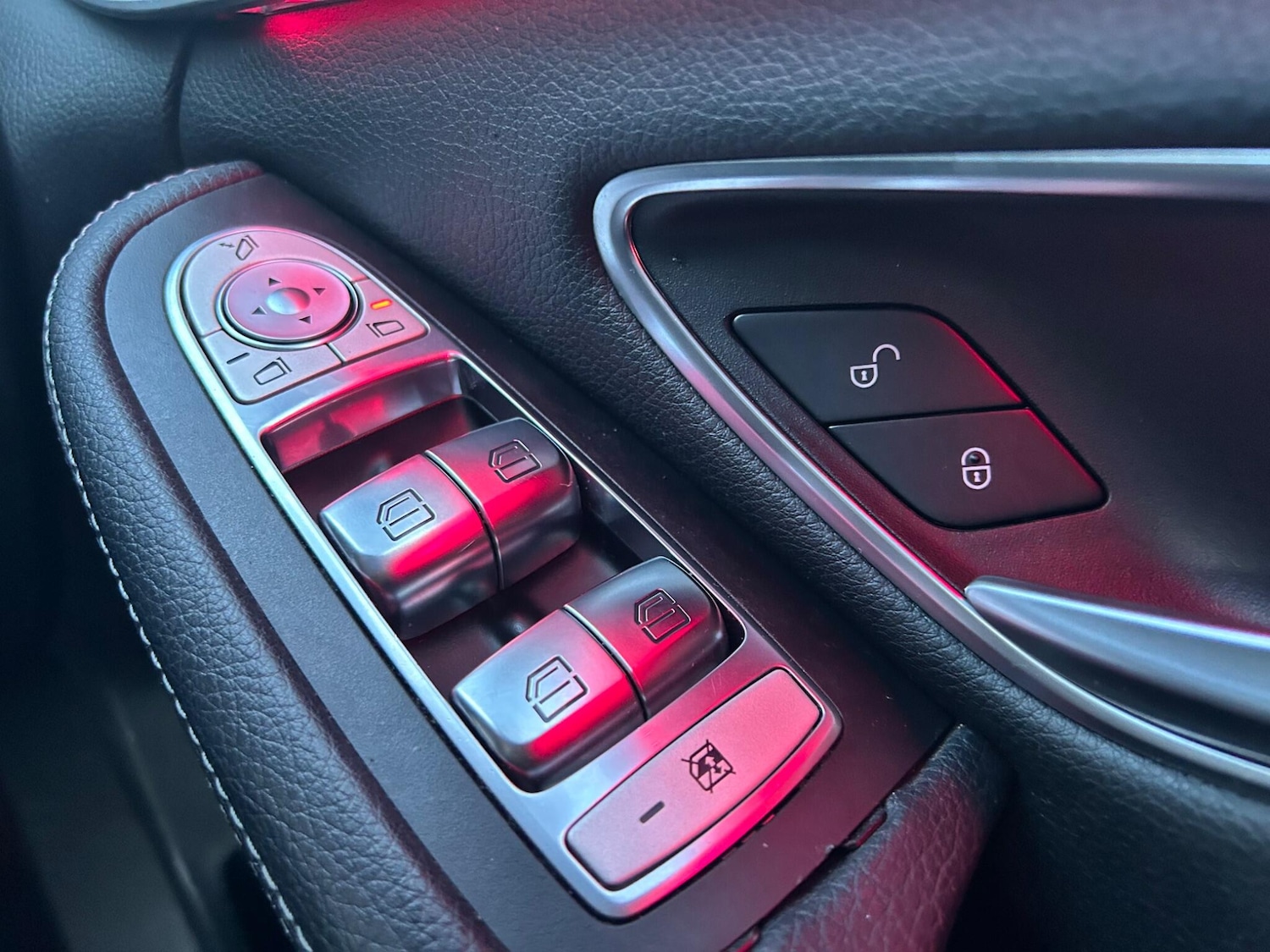 Used Mercedes-Benz C Class 2020 for sale - 77440052: Photo 24