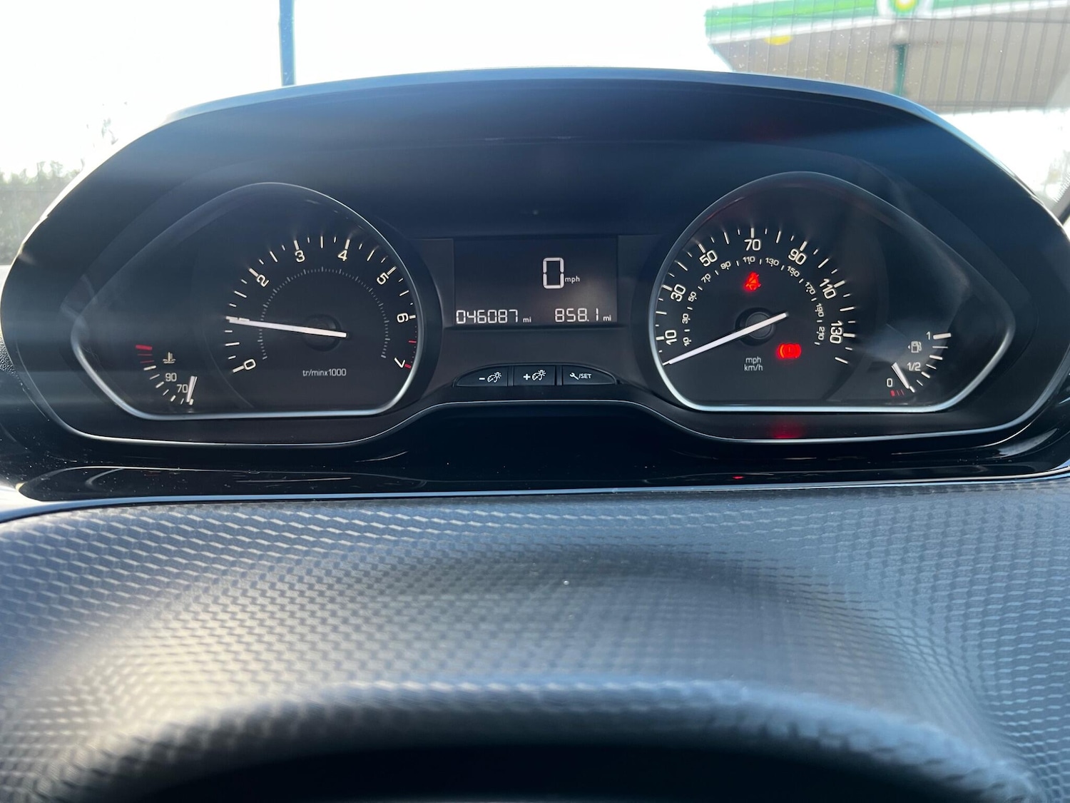 Used Peugeot 208 2017 for sale - 76645384: Photo 28