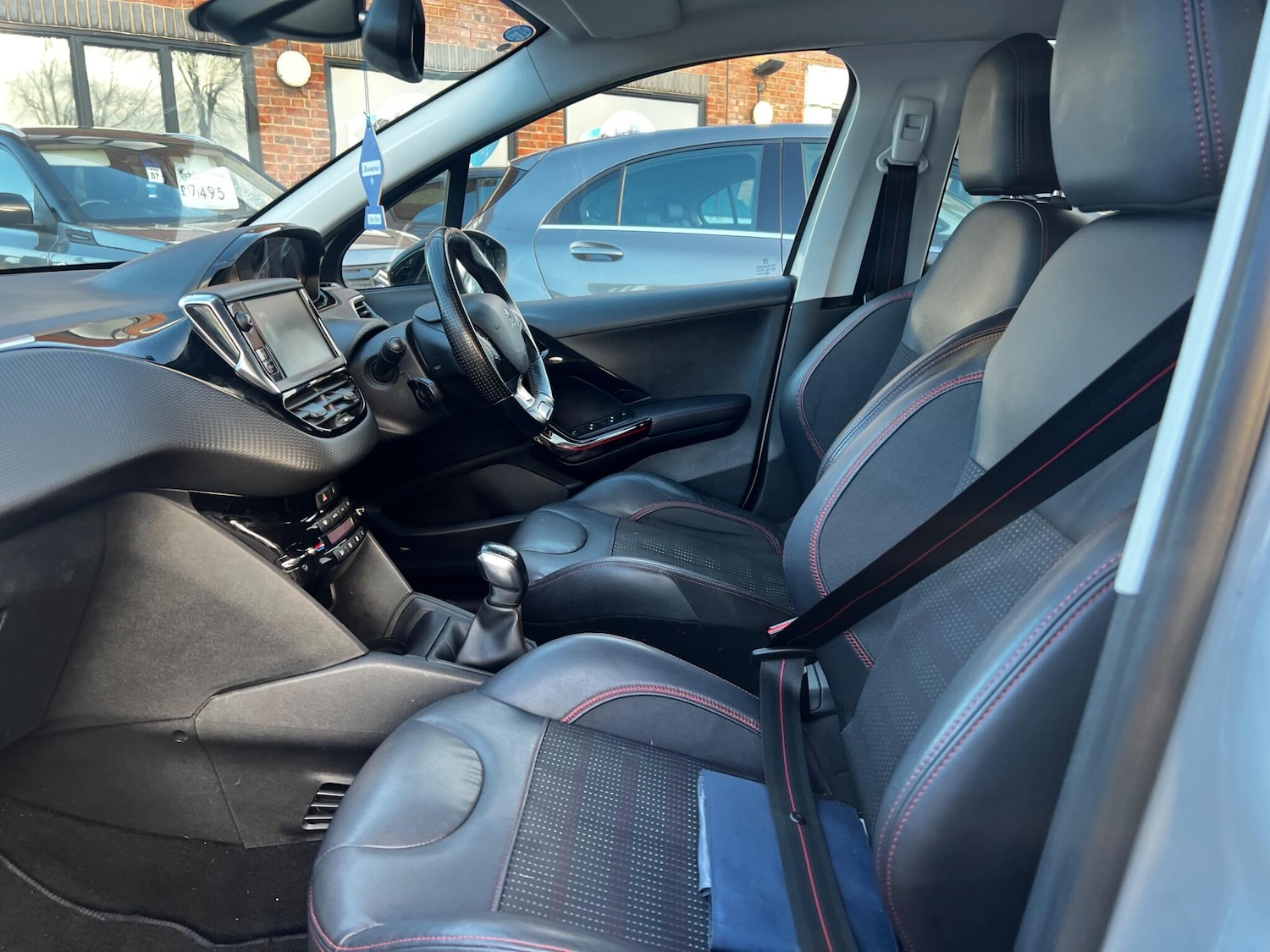 Used Peugeot 208 2017 for sale - 76645384: Photo 30