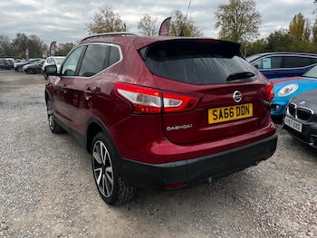 Used Nissan Qashqai 2016 for sale - 76486754: Photo