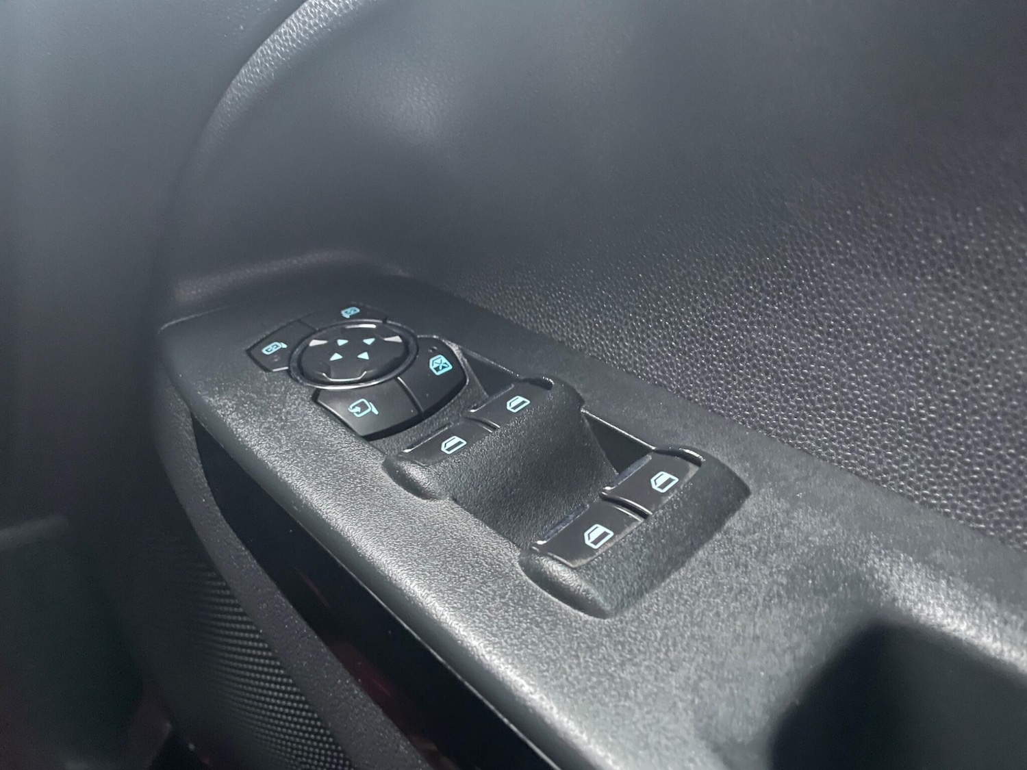 Used Ford Ecosport 2018 for sale - 77598343: Photo 23