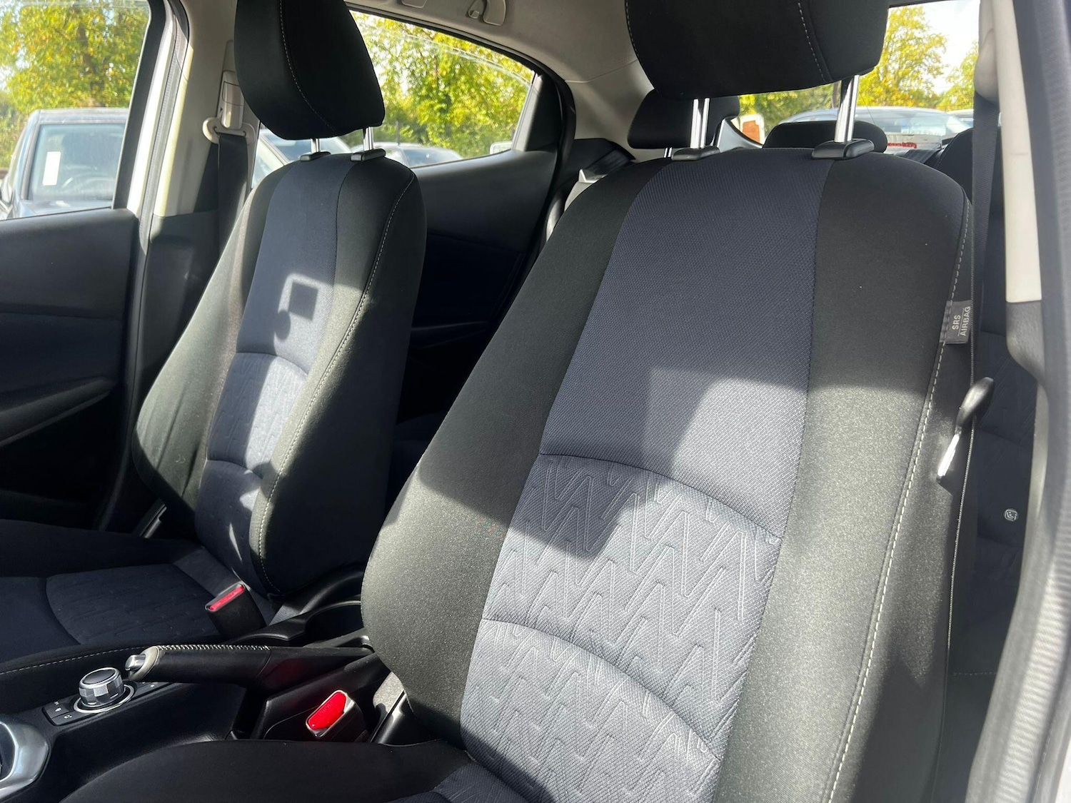 Used Mazda Mazda2 2017 for sale - 76486710: Photo 31