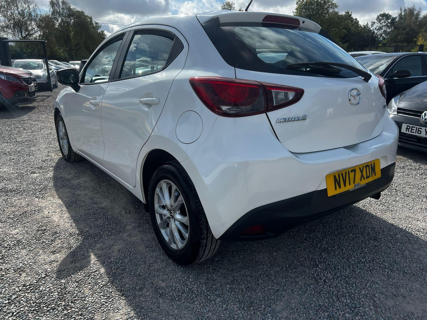 Used Mazda Mazda2 2017 for sale - 76486710: Photo 4