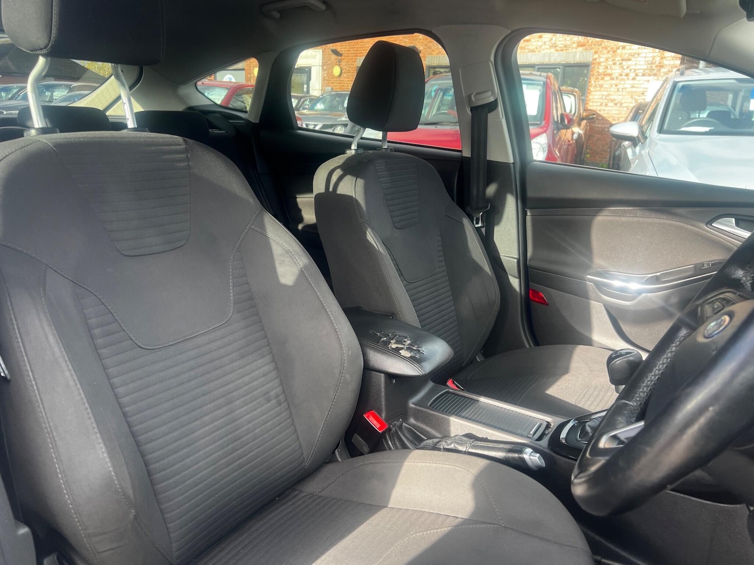 Used Ford Focus 2017 for sale - 76486771: Photo 11