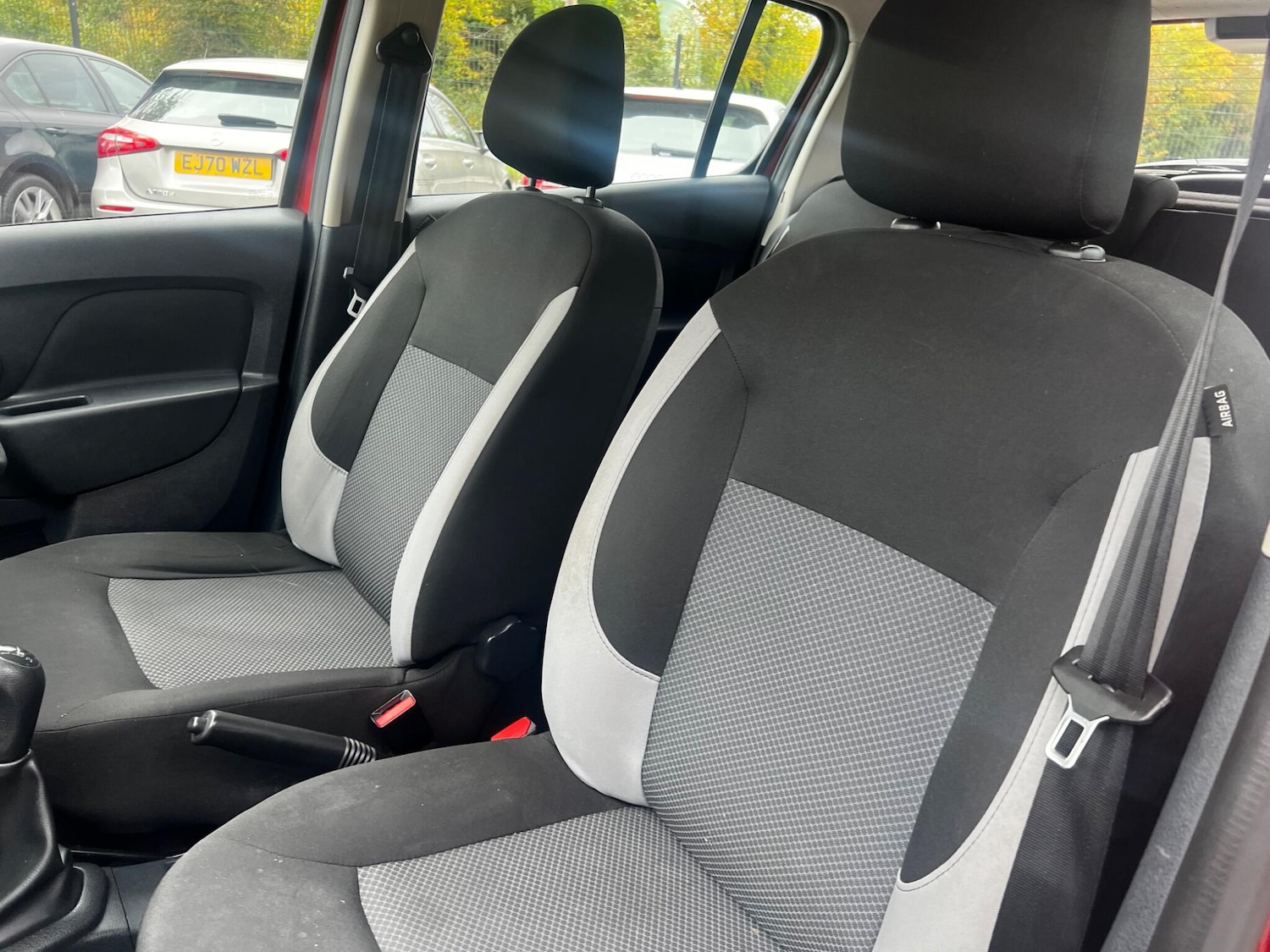 Used Dacia Sandero 2017 for sale - 76486722: Photo 32