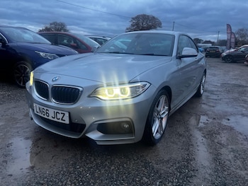Used BMW 2 Series 2016 for sale - 76990296: Photo