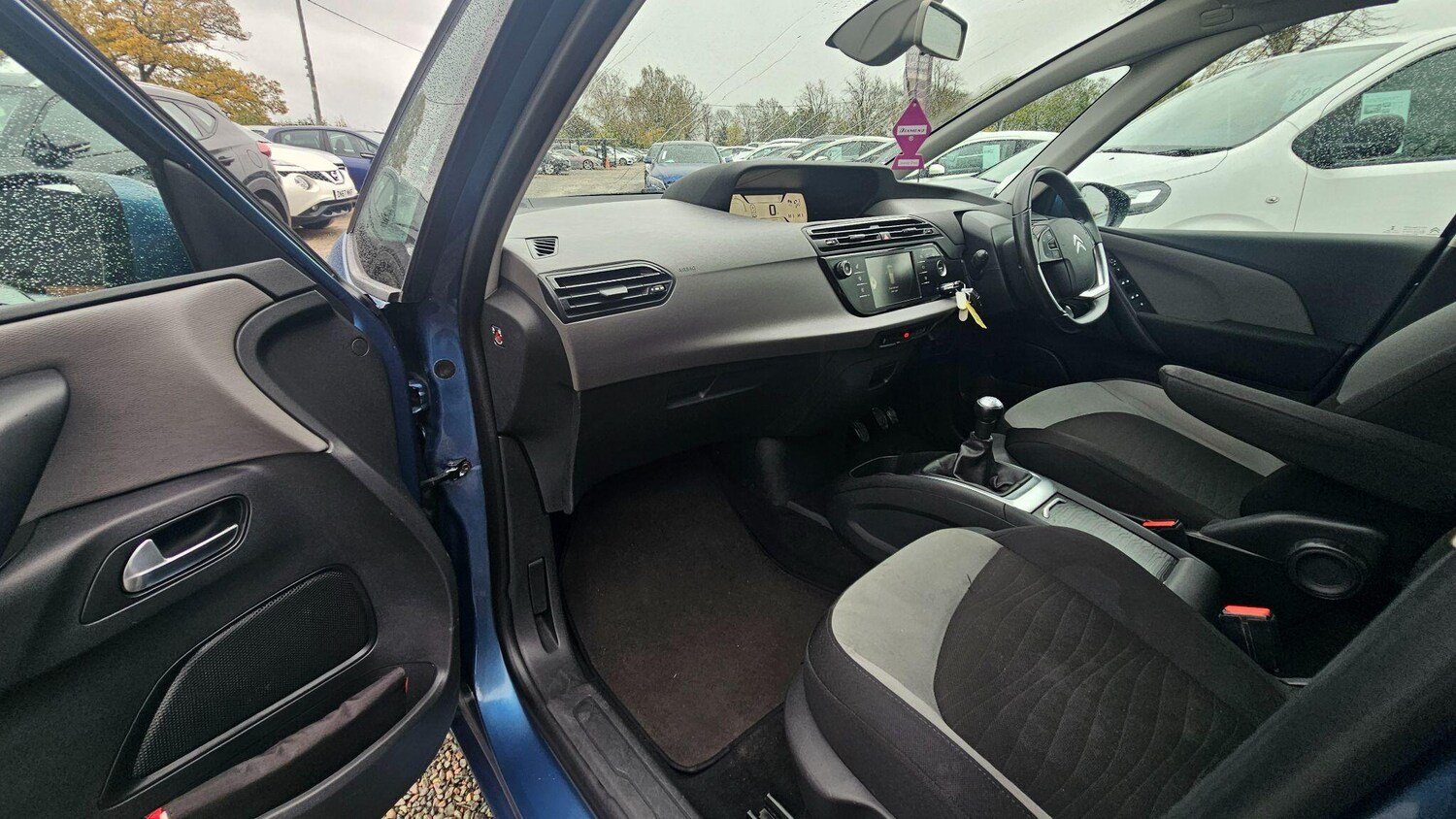 Used Citroen C4 Grand Picasso 2016 for sale - 76898564: Photo 16