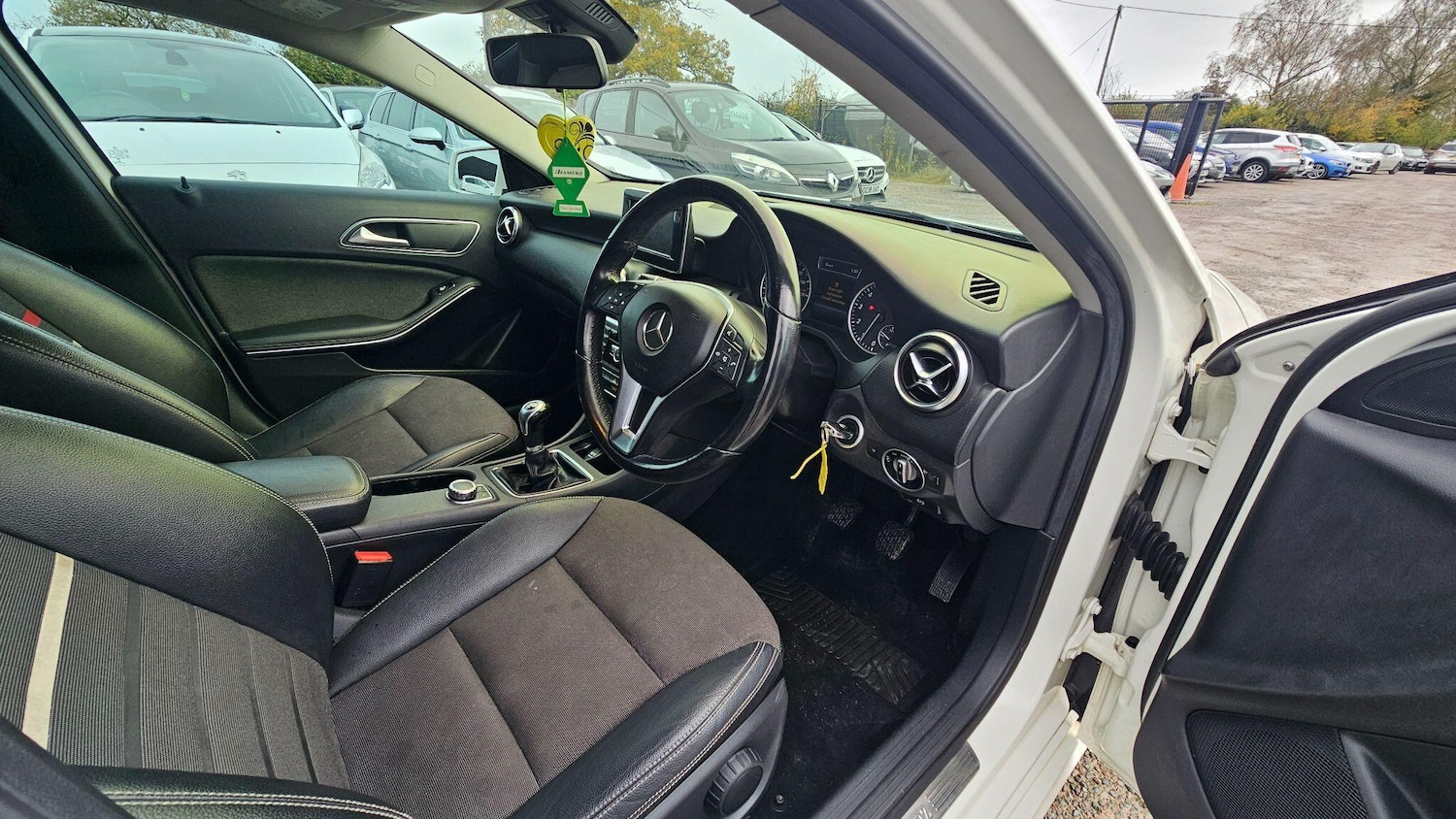 Used Mercedes-Benz A-Class 2014 for sale - 76486746: Photo 12