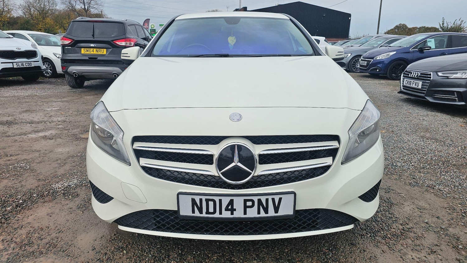 Used Mercedes-Benz A-Class 2014 for sale - 76486746: Photo 2