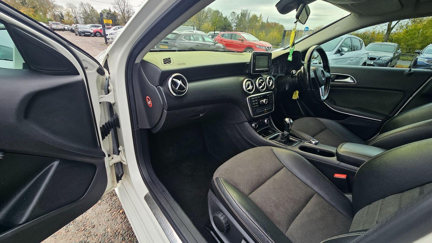Used Mercedes-Benz A-Class 2014 for sale - 76486746: Photo 21