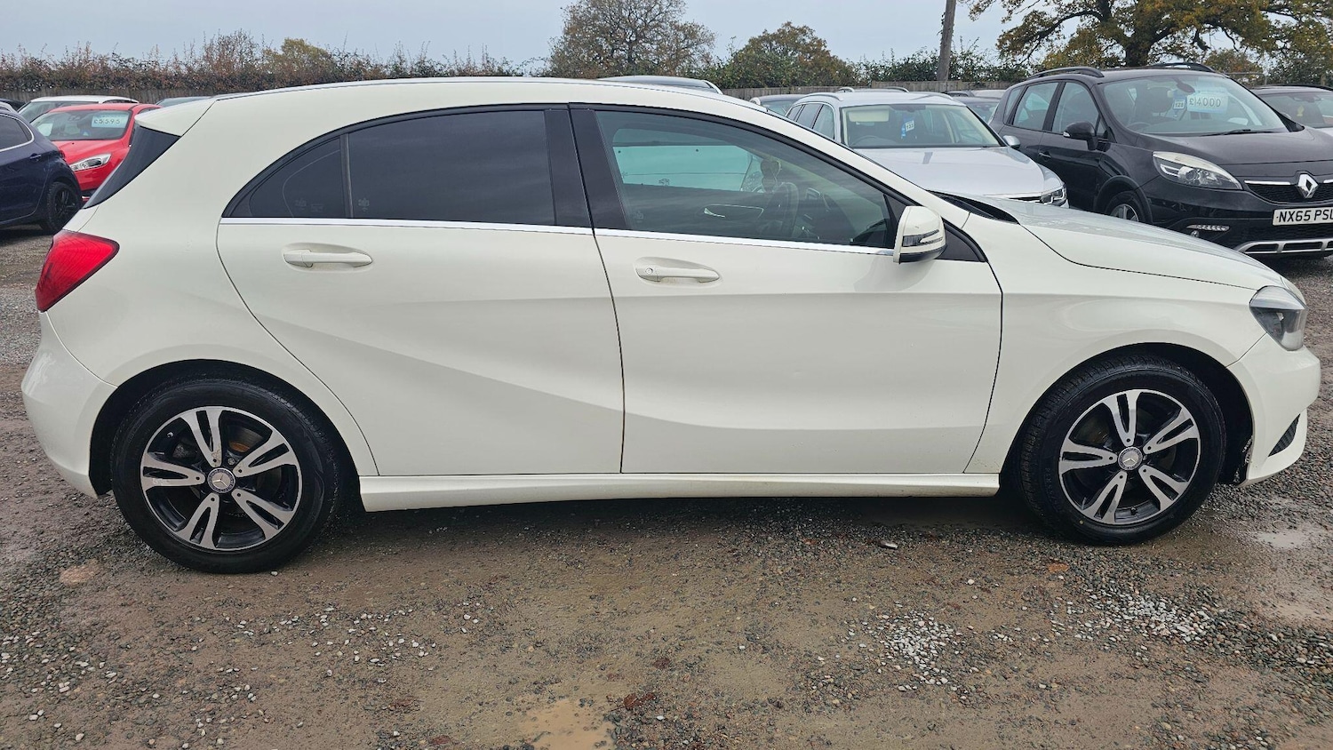 Used Mercedes-Benz A-Class 2014 for sale - 76486746: Photo 8