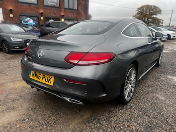 Used Mercedes-Benz C Class 2016 for sale - 76486789: Photo