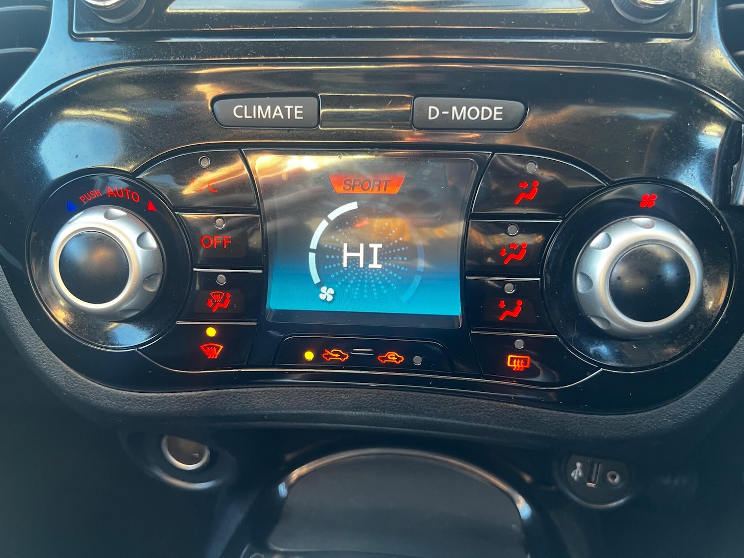 Used Nissan Juke 2019 for sale - 76658000: Photo 28