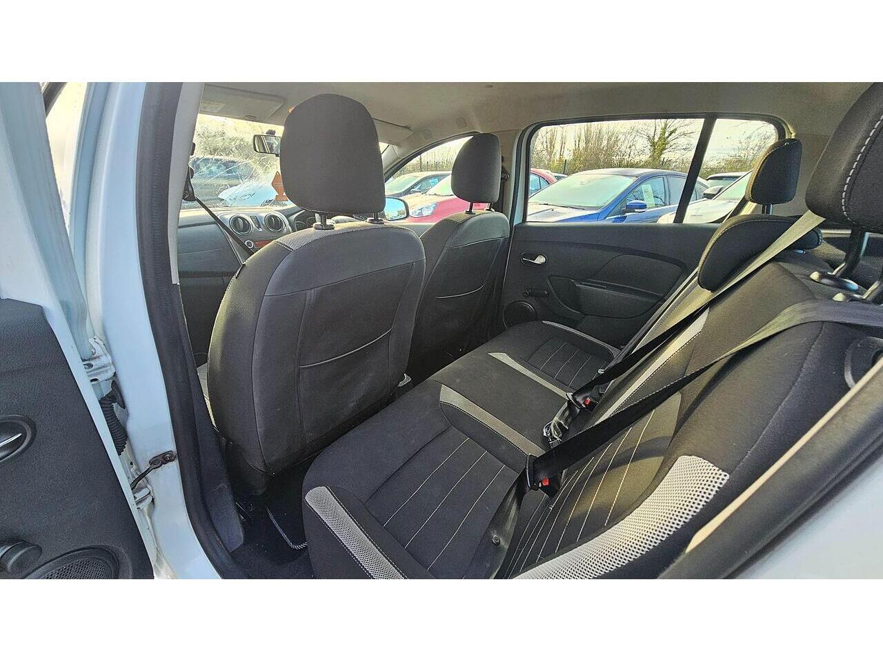 Used Dacia Sandero Stepway 2017 for sale - 77029085: Photo 17