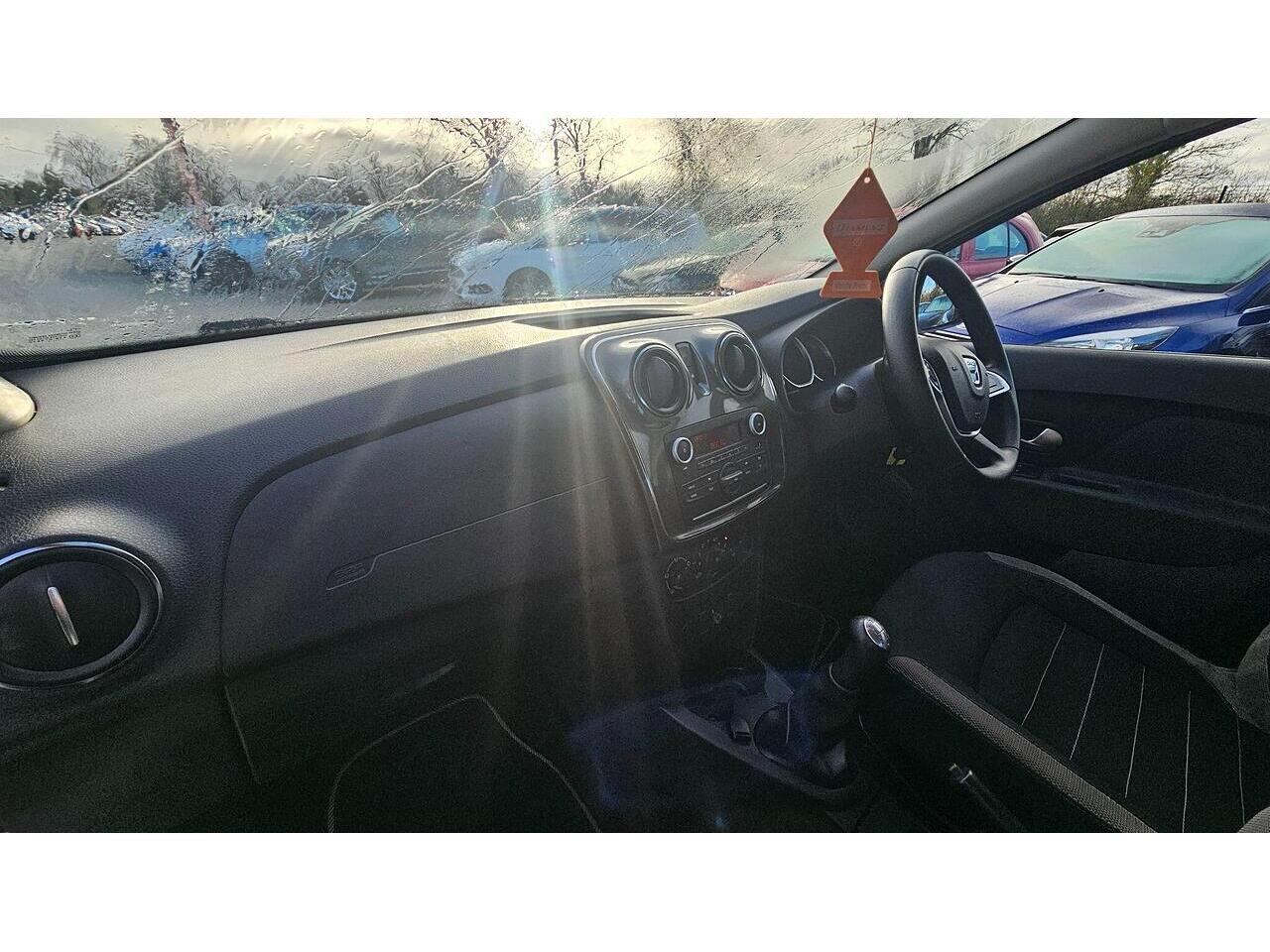 Used Dacia Sandero Stepway 2017 for sale - 77029085: Photo 23