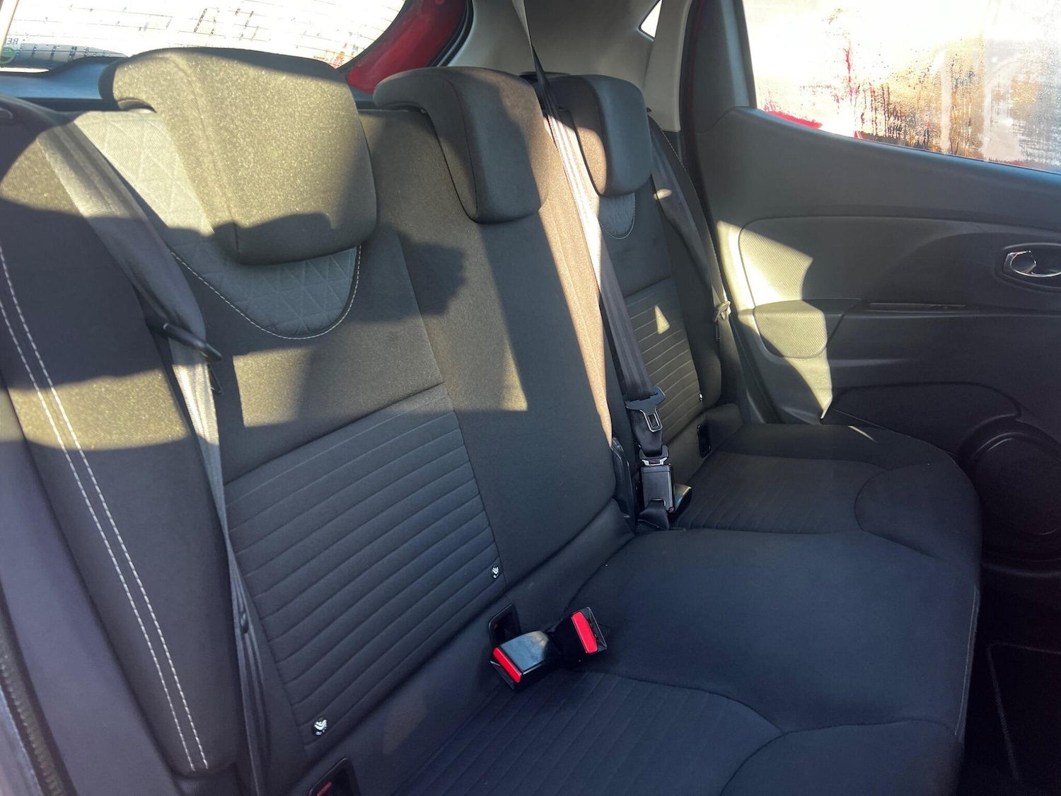 Used Renault Clio 2014 for sale - 76658286: Photo 15