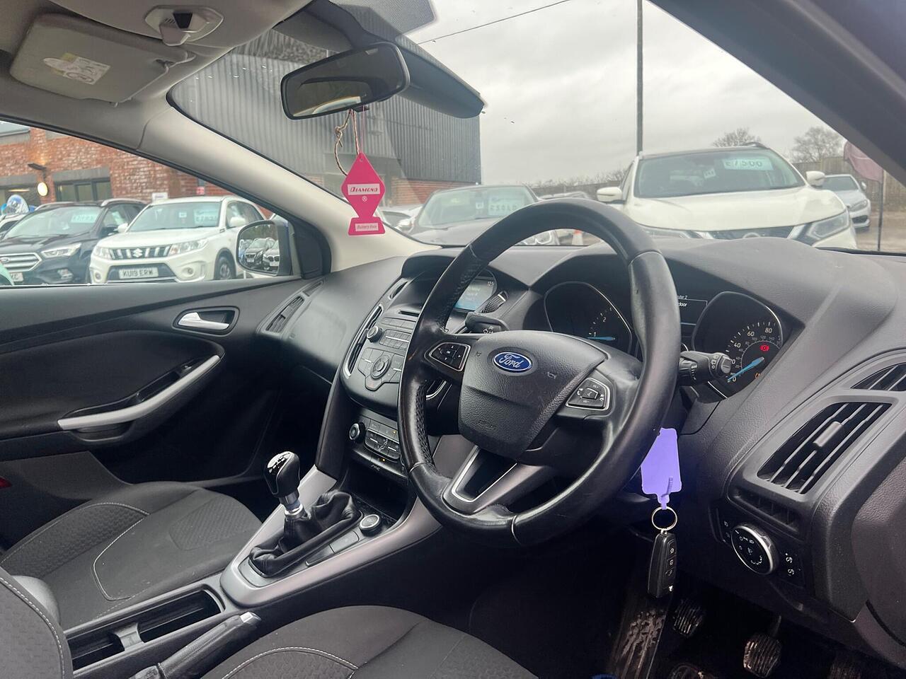 Used Ford Focus for sale - 77496742: Photo 11