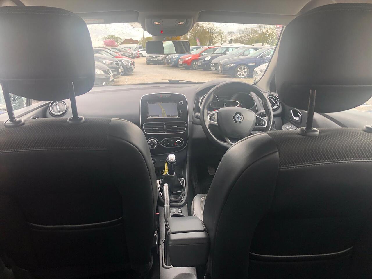 Used Renault Clio 2017 for sale - 77376111: Photo 13