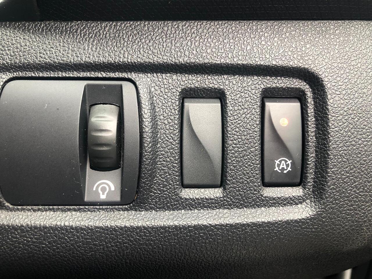 Used Renault Clio 2017 for sale - 77376111: Photo 22