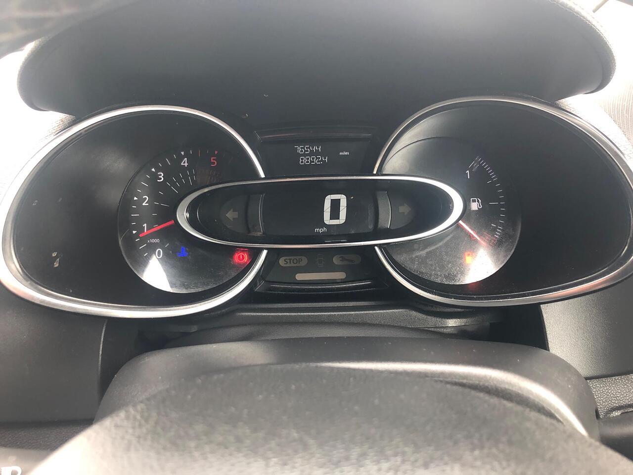 Used Renault Clio 2017 for sale - 77376111: Photo 37