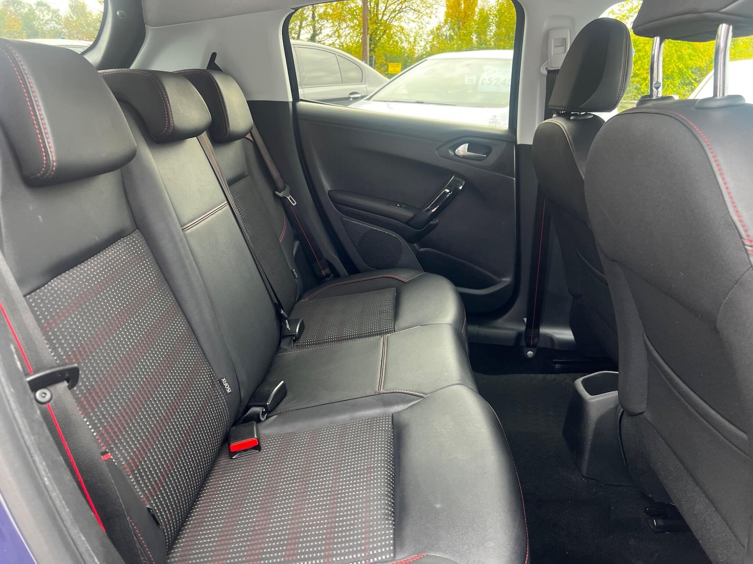 Used Peugeot 208 2016 for sale - 76486777: Photo 12