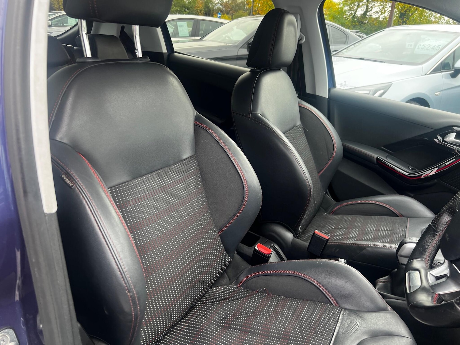 Used Peugeot 208 2016 for sale - 76486777: Photo 13