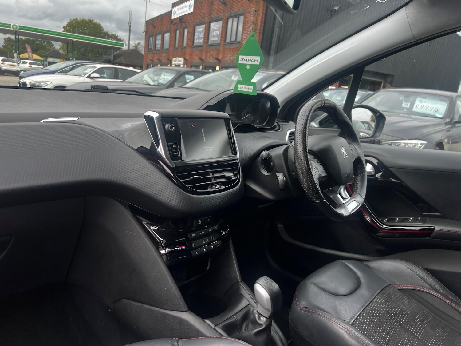 Used Peugeot 208 2016 for sale - 76486777: Photo 25