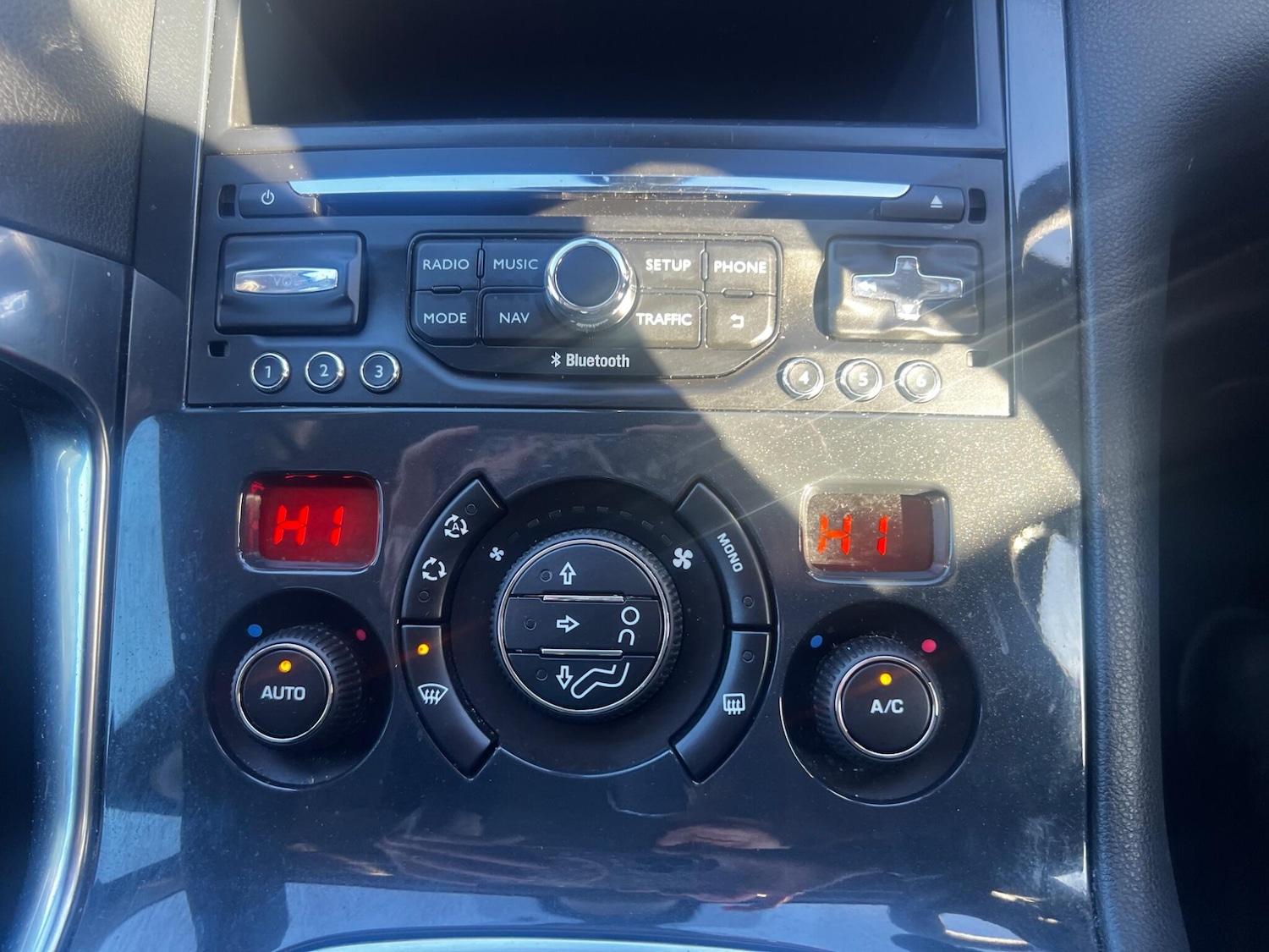 Used Peugeot 3008 2015 for sale - 76802421: Photo 33