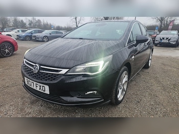 Used Vauxhall Astra 2017 for sale - 77091877: Photo