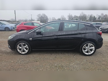 Used Vauxhall Astra 2017 for sale - 77091877: Photo