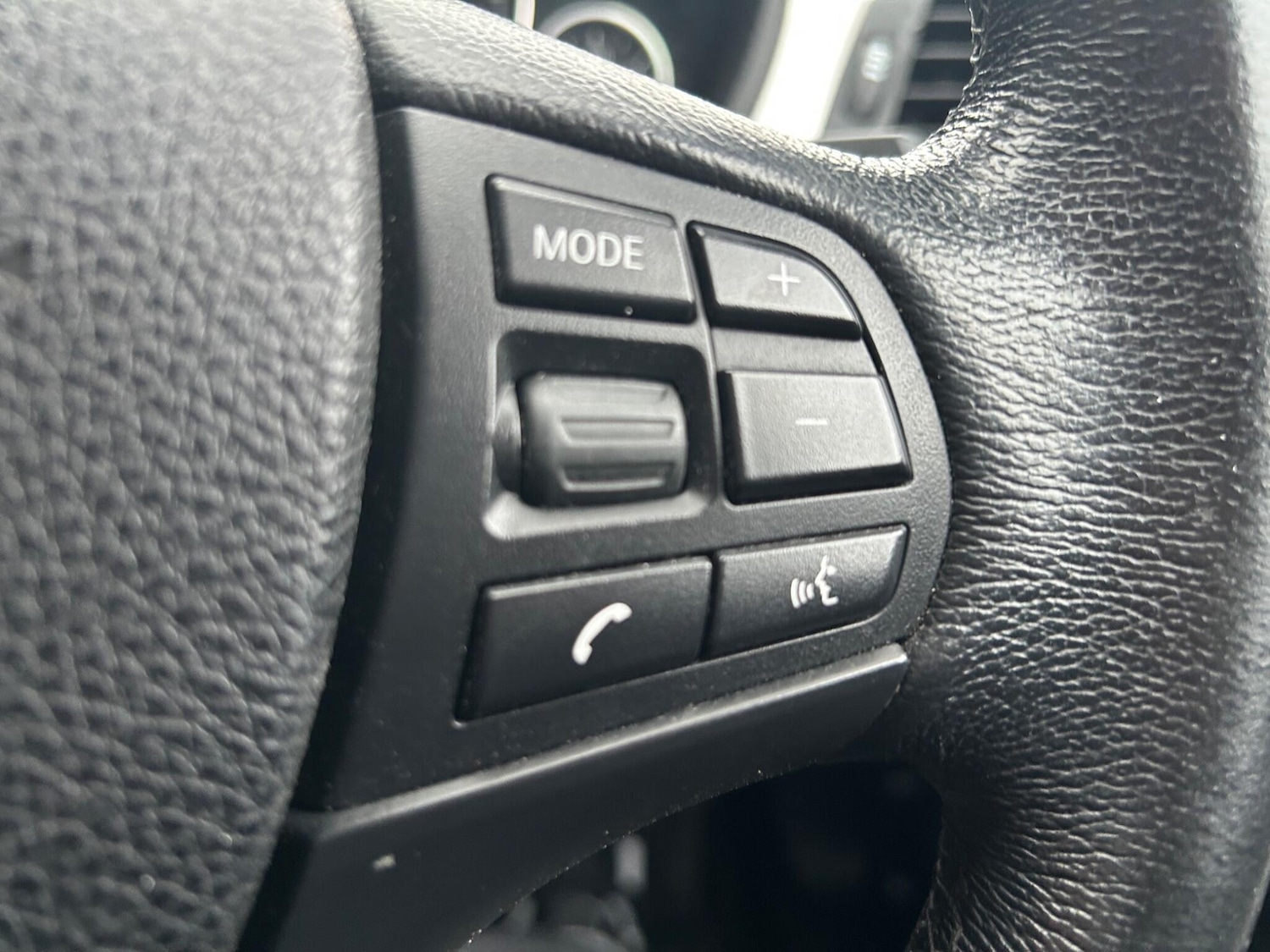 Used BMW 3 Series 2017 for sale - 77611685: Photo 23