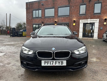 Used BMW 3 Series 2017 for sale - 77611685: Photo