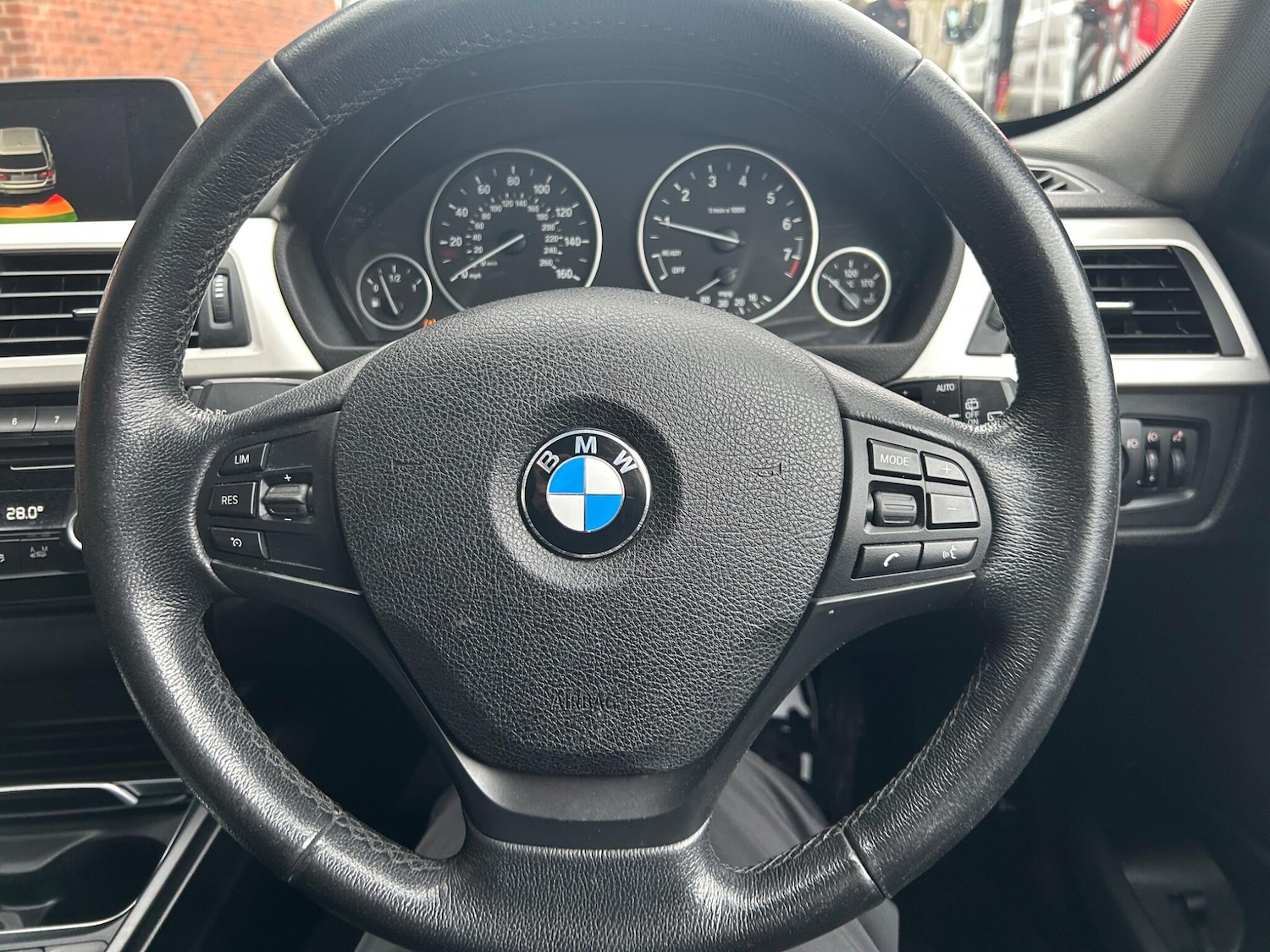Used BMW 3 Series 2017 for sale - 77611685: Photo 36