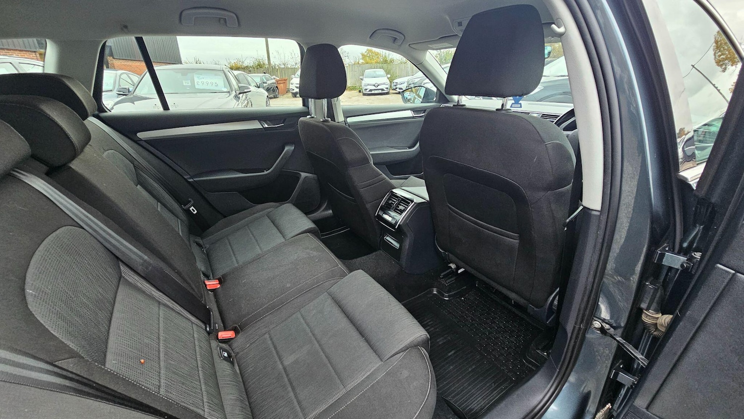 Used Skoda Superb 2017 for sale - 76486731: Photo 13