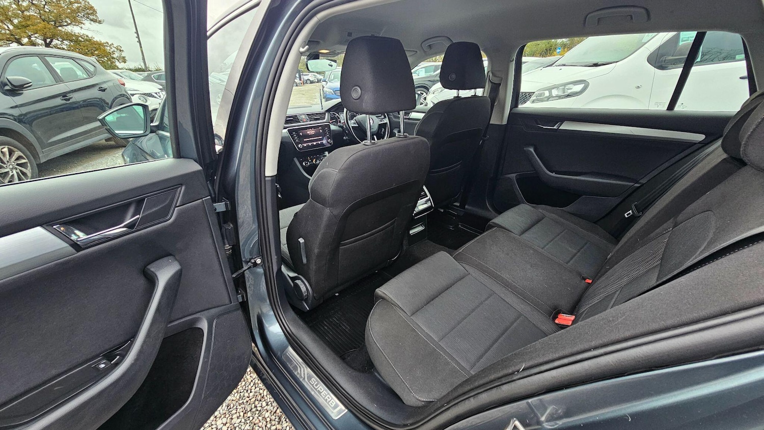 Used Skoda Superb 2017 for sale - 76486731: Photo 17