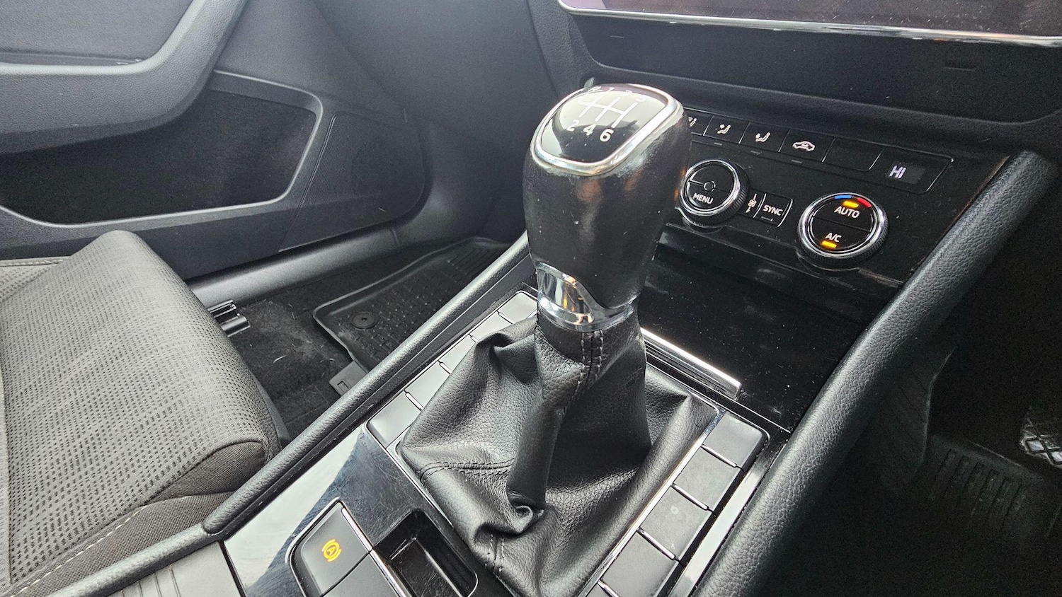 Used Skoda Superb 2017 for sale - 76486731: Photo 26