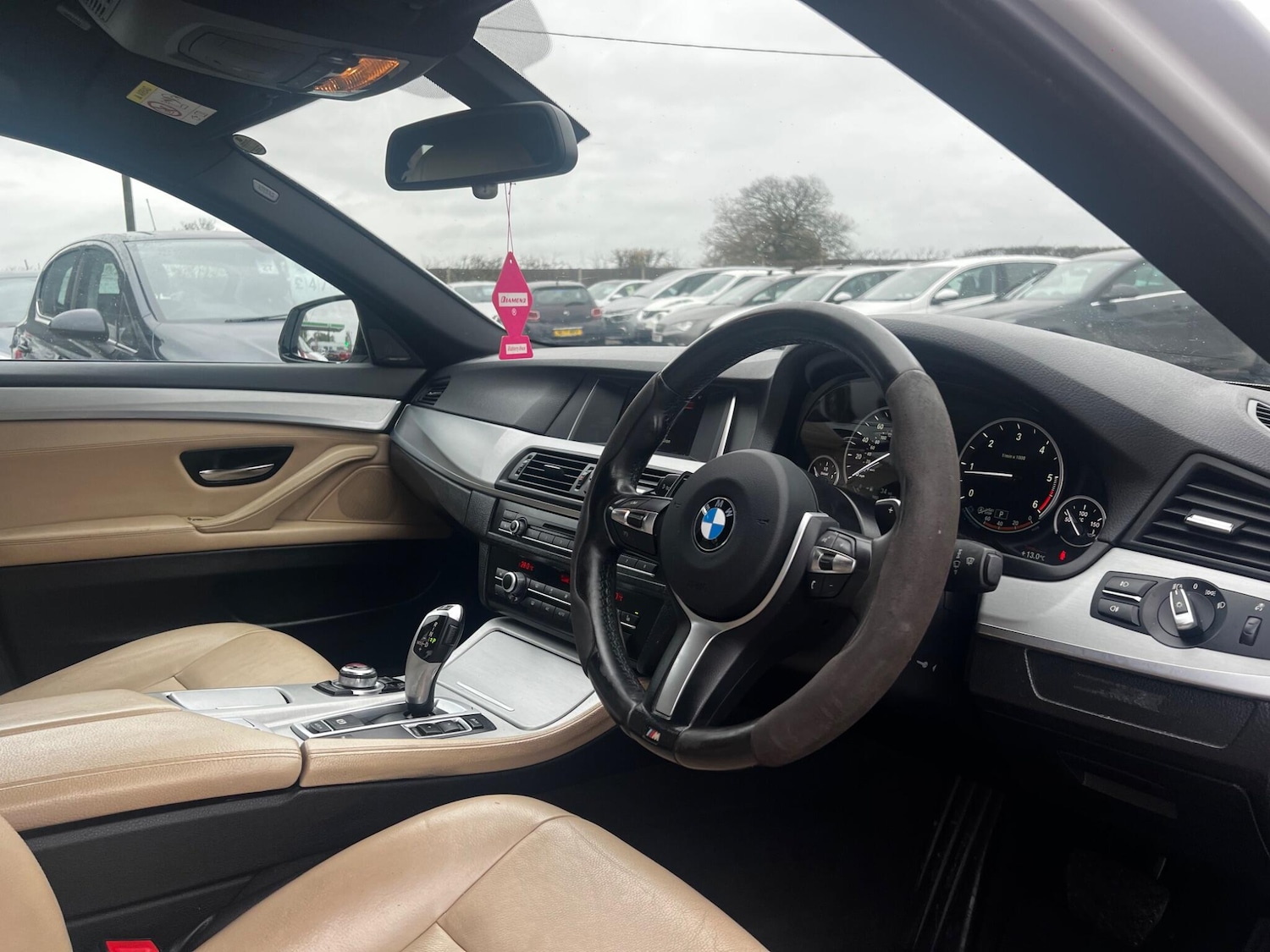 Used BMW 5 Series 2015 for sale - 76993478: Photo 11