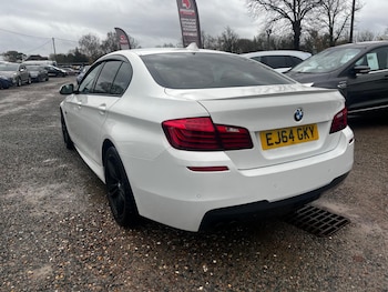 Used BMW 5 Series 2015 for sale - 76993478: Photo