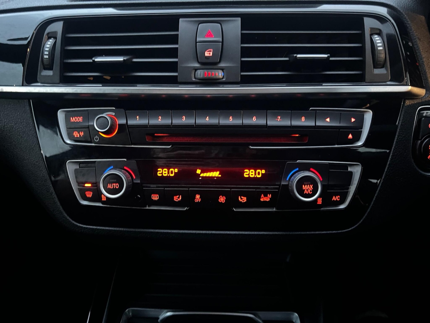 Used BMW 1 Series 2017 for sale - 76539002: Photo 24