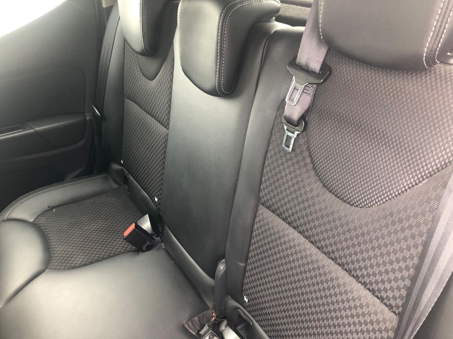 Used Renault Clio 2017 for sale - 76486724: Photo 31