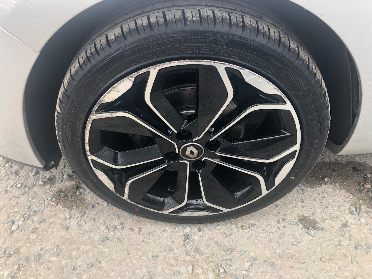 Used Renault Clio 2017 for sale - 76486724: Photo 38