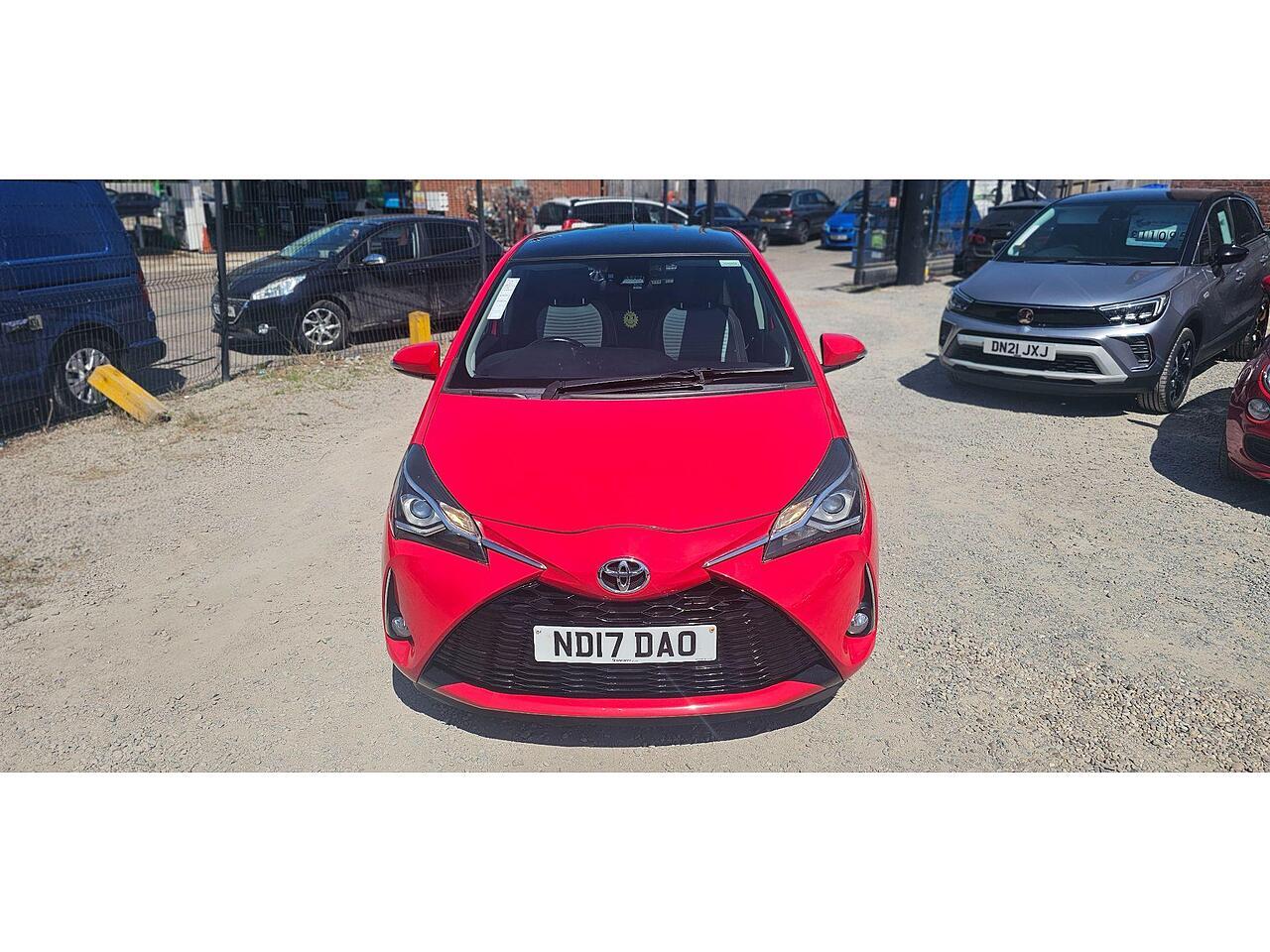 Used Toyota Yaris 2017 for sale - 76486712: Photo 11