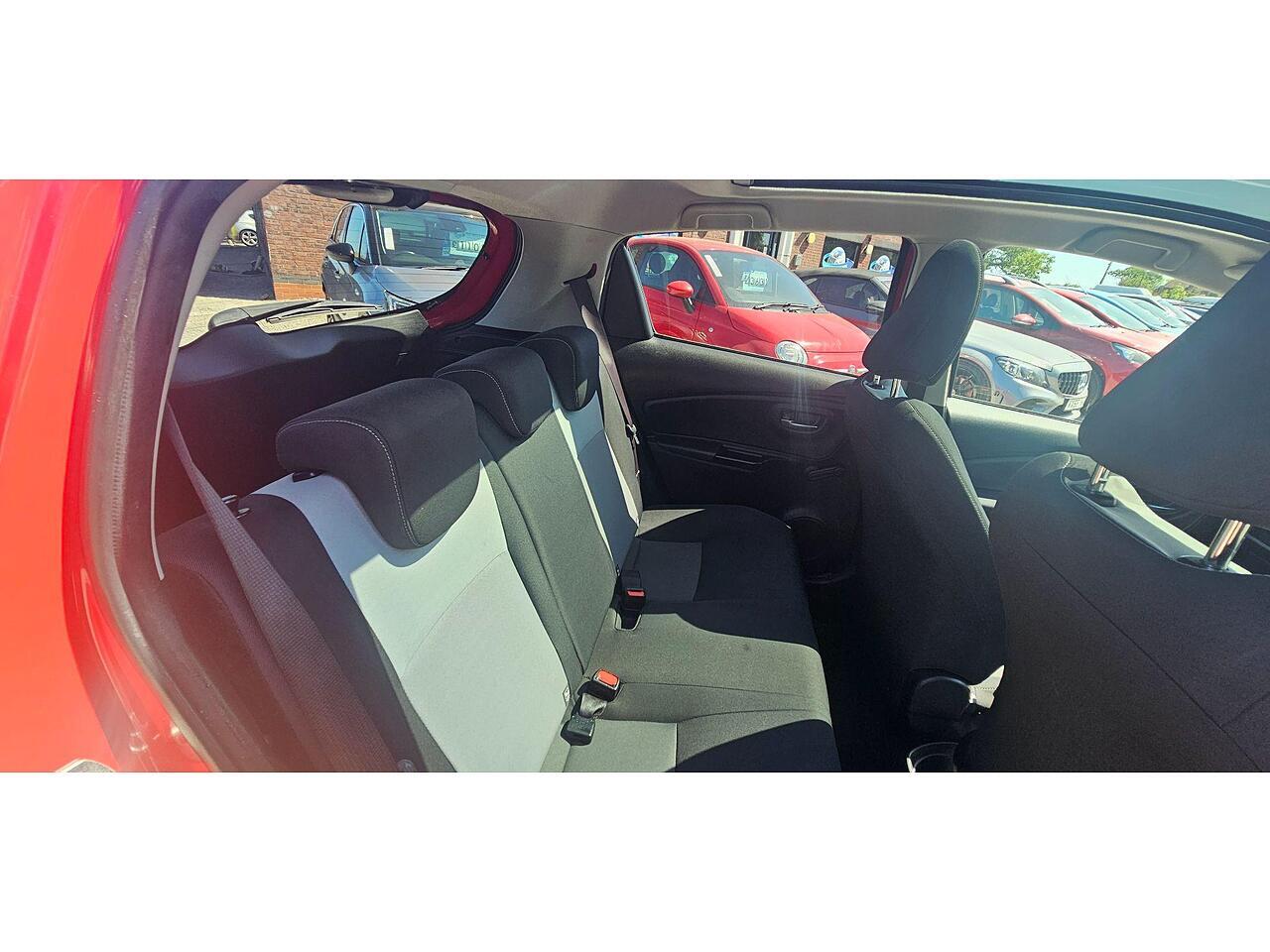 Used Toyota Yaris 2017 for sale - 76486712: Photo 18