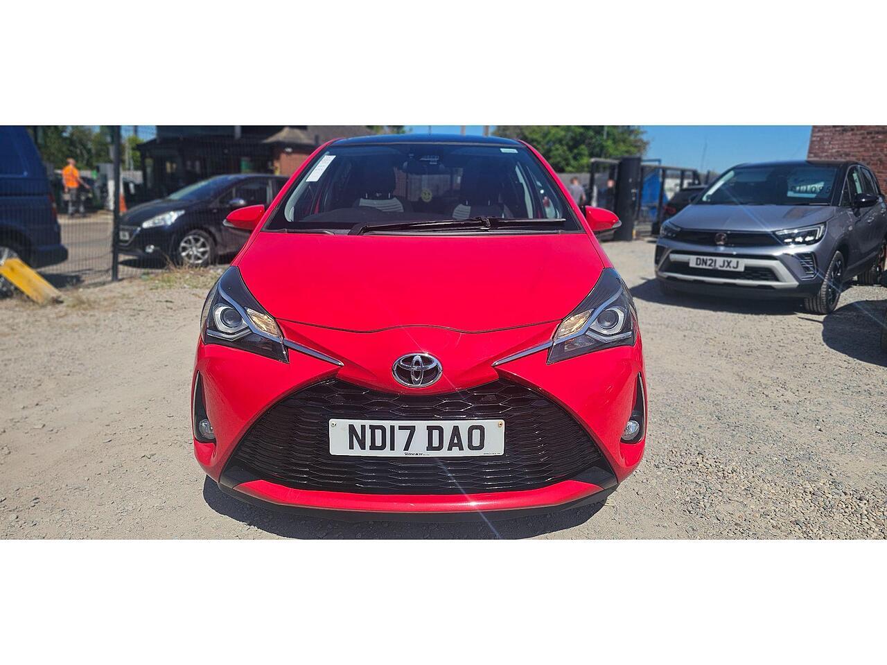 Used Toyota Yaris 2017 for sale - 76486712: Photo 2