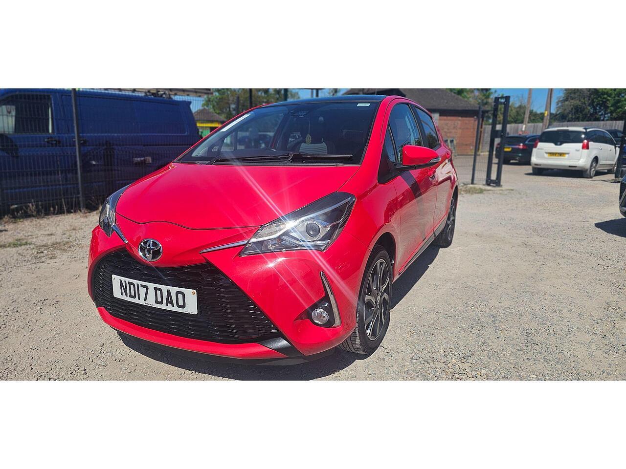 Used Toyota Yaris 2017 for sale - 76486712: Photo 3