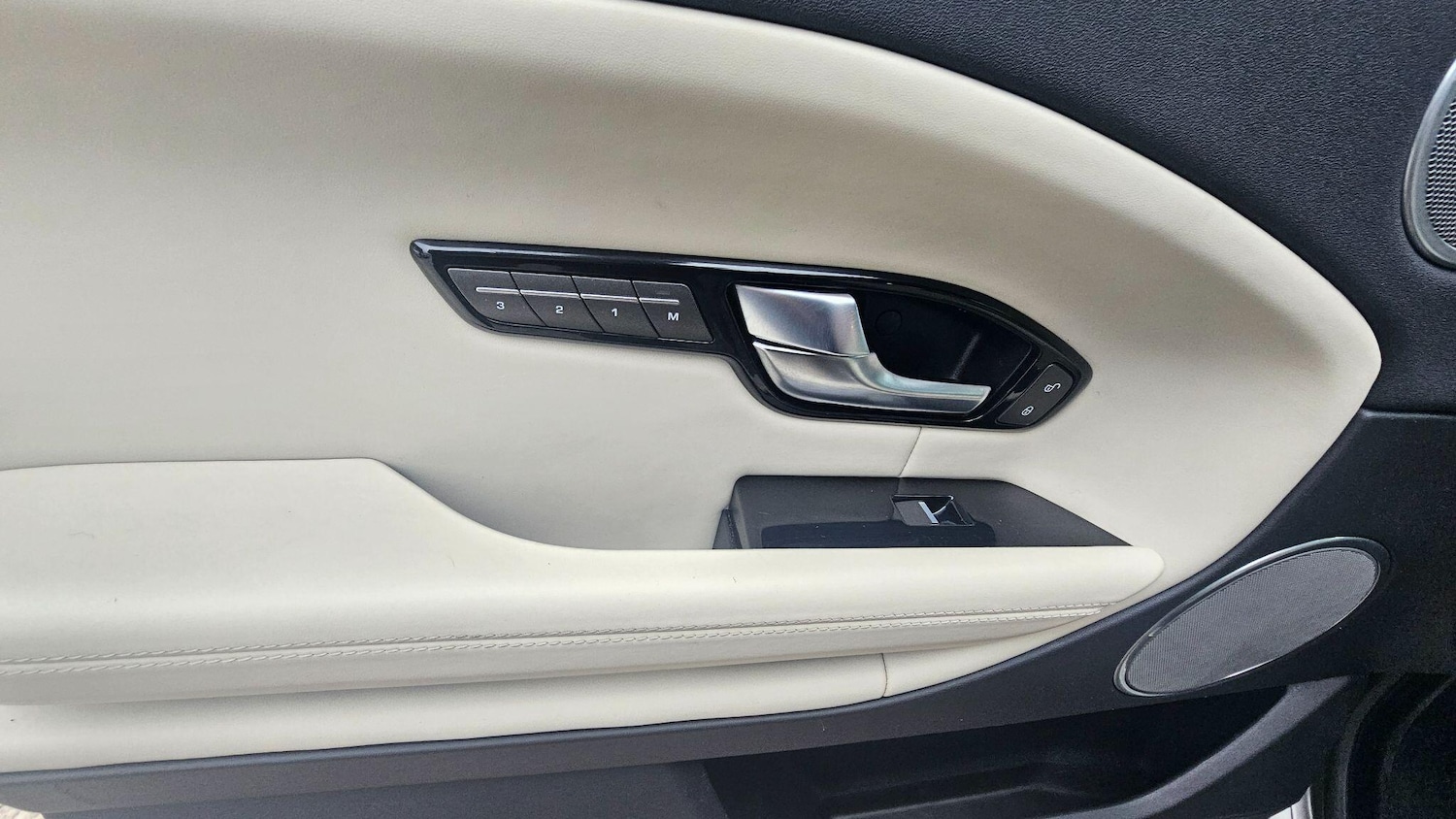 Used Land Rover Range Rover Evoque 2017 for sale - 76486725: Photo 23